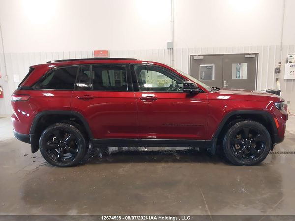 2025 JEEP GRAND CHEROKEE