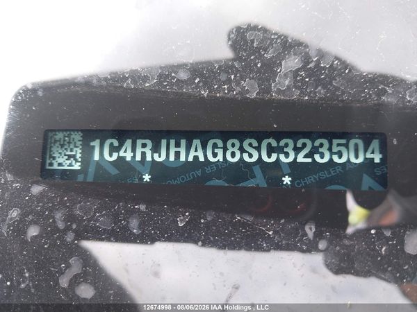 2025 JEEP GRAND CHEROKEE LAREDO/ALTITUDE