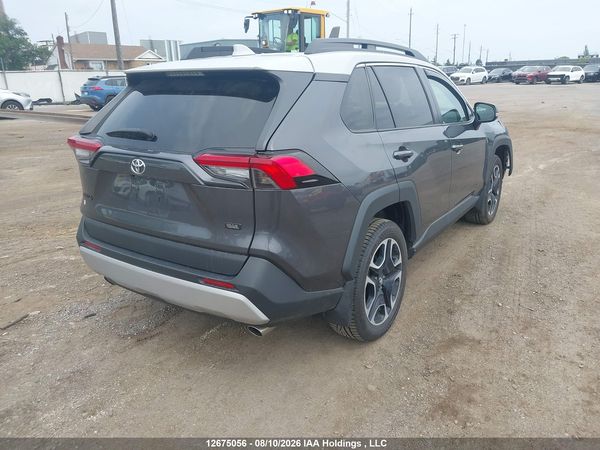 2019 TOYOTA RAV4 — I4