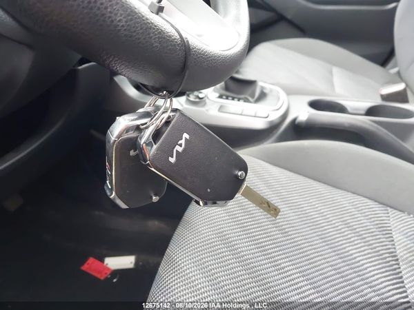2025 KIA SELTOS LX FWD — I11