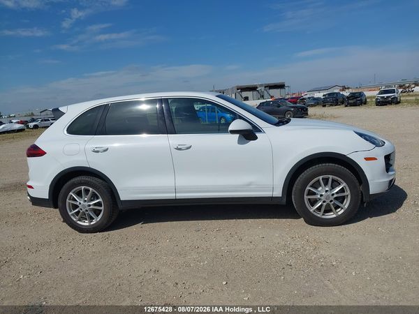 2017 PORSCHE CAYENNE PLATINUM EDITION