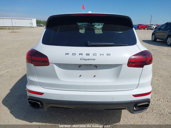 2017 PORSCHE CAYENNE PLATINUM EDITION