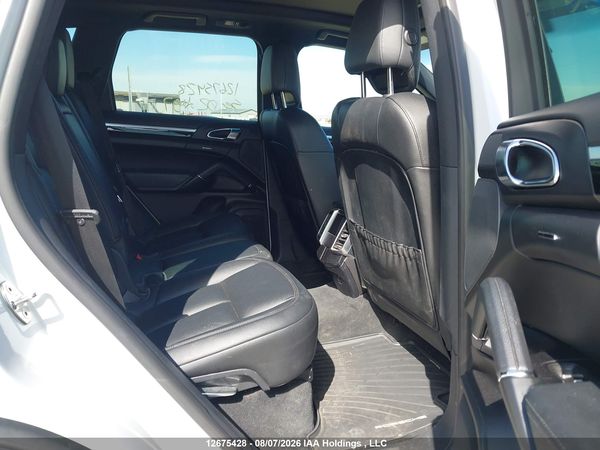 2017 PORSCHE CAYENNE PLATINUM EDITION