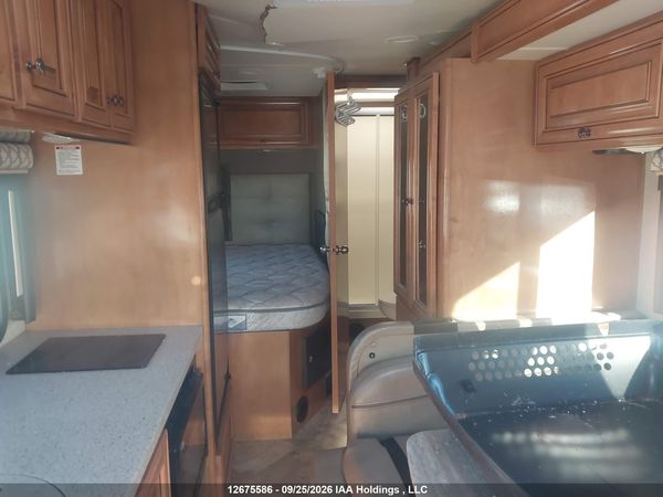 2017 MERCEDES-BENZ SPRINTER 3500 — I8