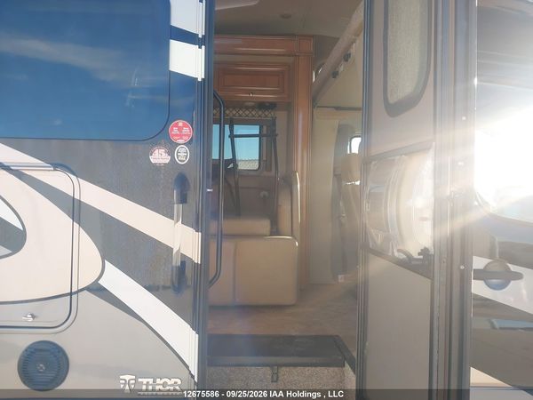 2017 MERCEDES-BENZ SPRINTER 3500 — I18