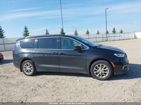 2022 CHRYSLER PACIFICA