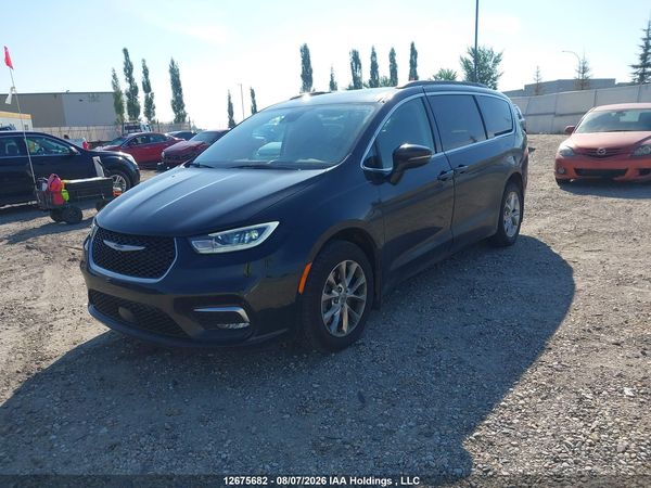 2022 CHRYSLER PACIFICA TOURING L