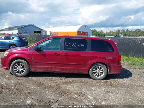 2015 DODGE GRAND CARAVAN SE/SXT — I14