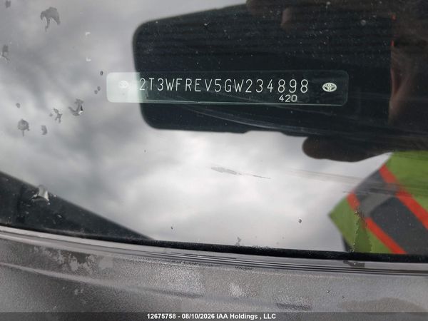 2016 TOYOTA RAV4 XLE