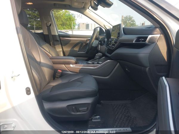 2026 TOYOTA HIGHLANDER — I5