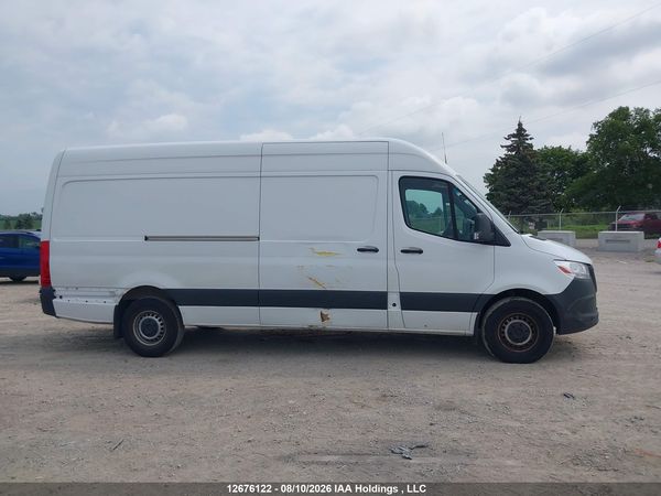 2022 MERCEDES-BENZ SPRINTER 2500 907 (VS30)
