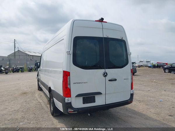2022 MERCEDES-BENZ SPRINTER 2500 907 (VS30)