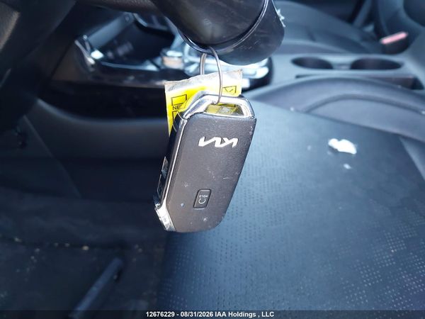 2022 KIA SELTOS EX/EX PREMIUM — I11