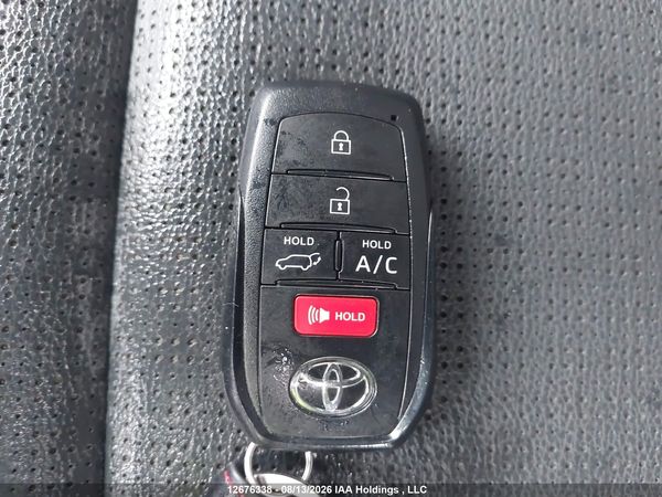 2025 TOYOTA BZ4X XLE