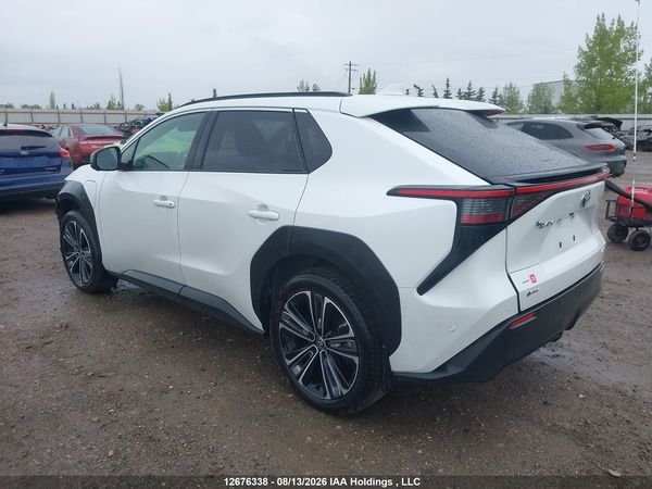 2025 TOYOTA BZ4X XLE