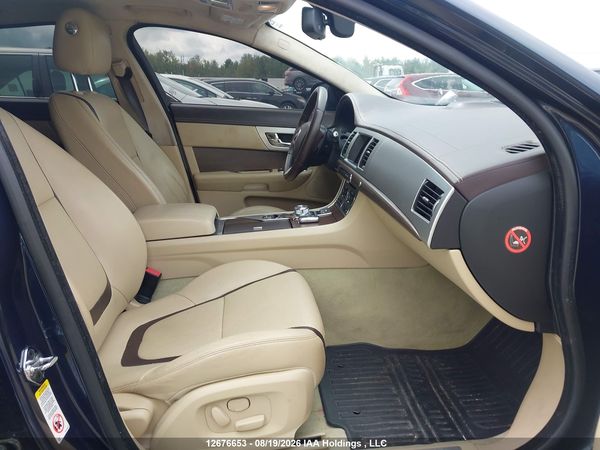 2013 JAGUAR XF