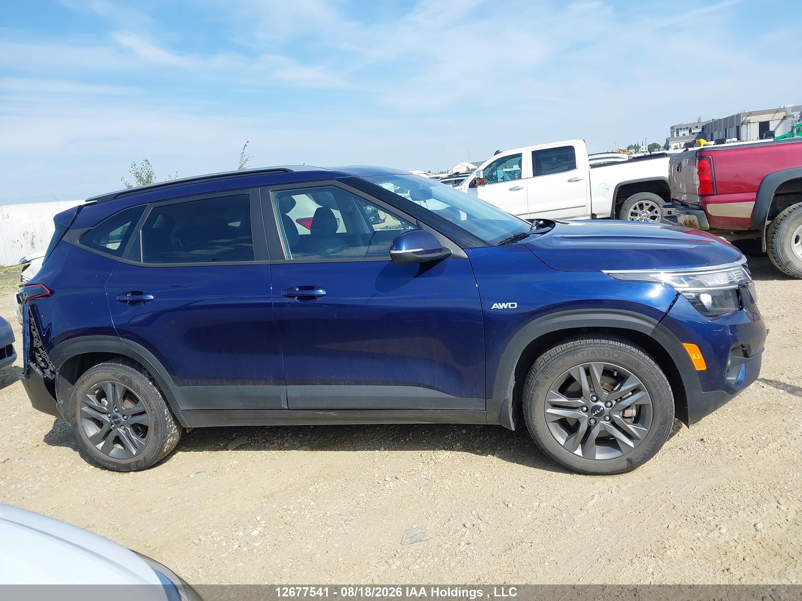 2023 KIA SELTOS LX