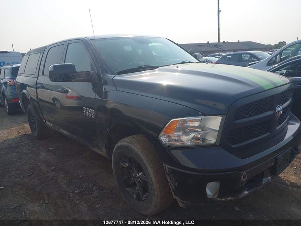 2016 RAM 1500 SLT