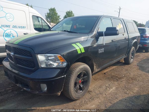 2016 RAM 1500 SLT