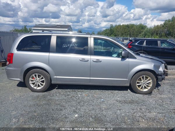 2018 DODGE GRAND CARAVAN SE