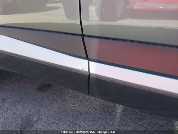 2025 NISSAN KICKS SR PREMIUM
