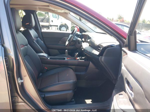 2025 NISSAN KICKS SR PREMIUM
