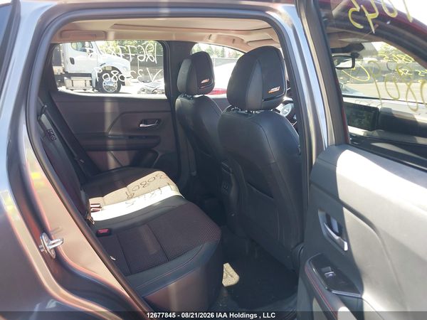 2025 NISSAN KICKS SR PREMIUM