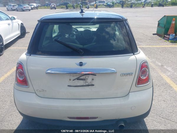 2013 MINI COOPER