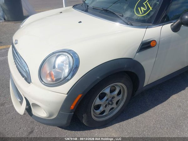 2013 MINI COOPER