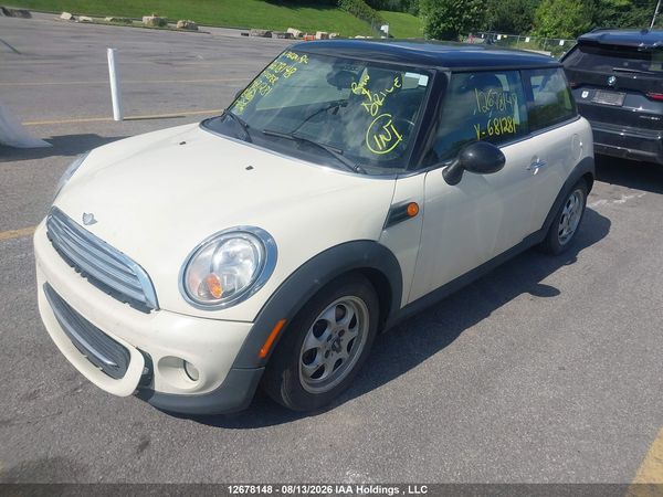2013 MINI COOPER