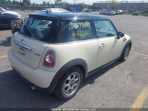 2013 MINI COOPER