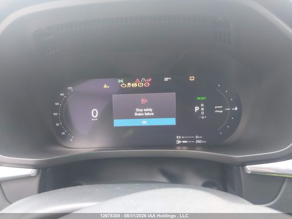 2022 VOLVO XC60 T8 RECHARGE R-DESIGN — I7