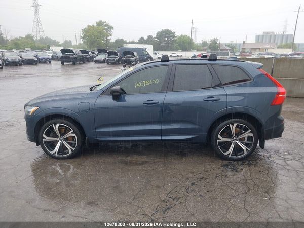 2022 VOLVO XC60 T8 RECHARGE R-DESIGN — I14