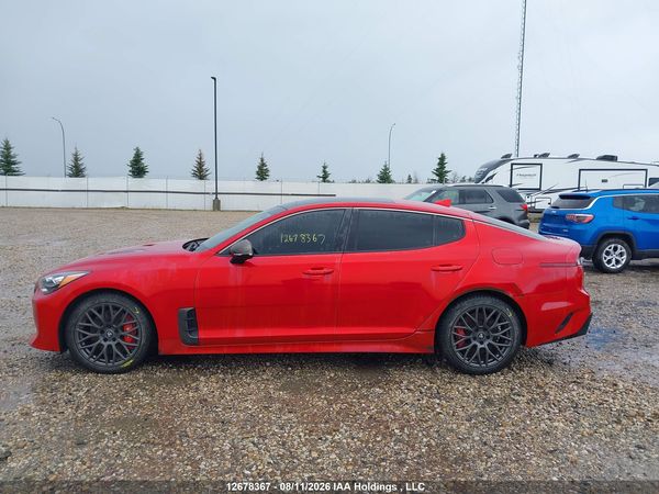 2023 KIA STINGER GT2