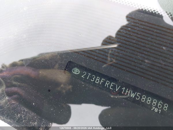 2017 TOYOTA RAV4 LE