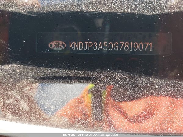 2016 KIA SOUL + — I19