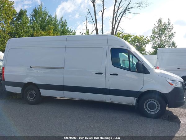 2025 MERCEDES-BENZ SPRINTER 2500 907 (VS30)