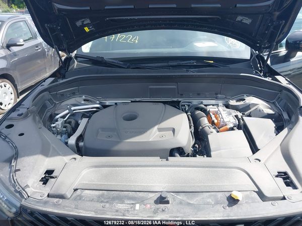 2026 VOLVO XC90 PLUG-IN HYBRID — I10