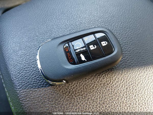 2024 HONDA CR-V LX — I11