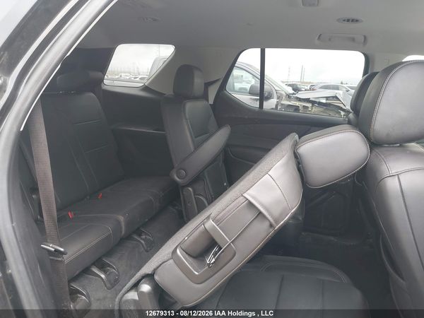 2021 CHEVROLET TRAVERSE RS — I8