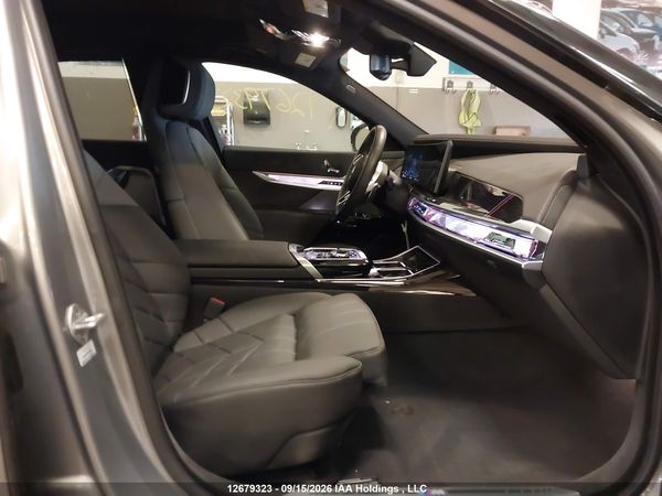 2025 BMW 760I XDRIVE — I5