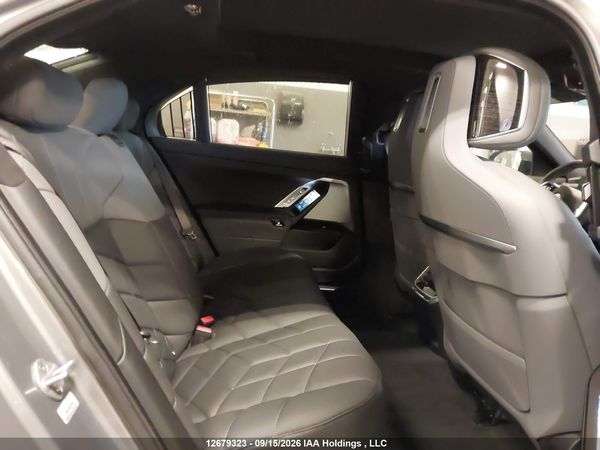 2025 BMW 760I XDRIVE — I8