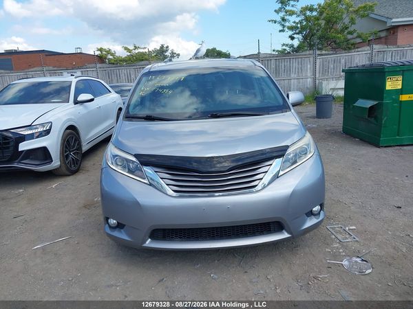2017 TOYOTA SIENNA XLE 7 PASSENGER