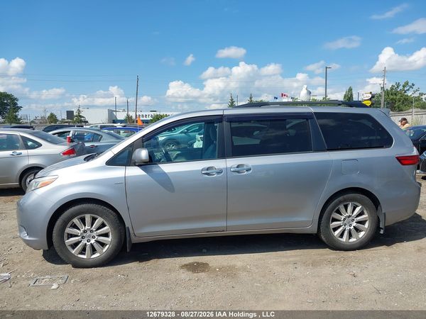 2017 TOYOTA SIENNA XLE 7 PASSENGER