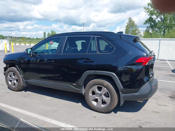 2024 TOYOTA RAV4 HYBRID XLE — I15