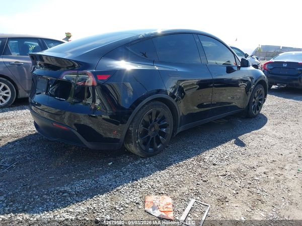2022 TESLA MODEL Y LONG RANGE — I4