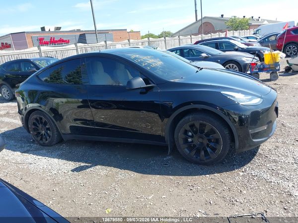 2022 TESLA MODEL Y LONG RANGE — I14