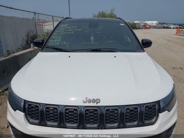 2024 JEEP COMPASS LATITUDE LUX — I9