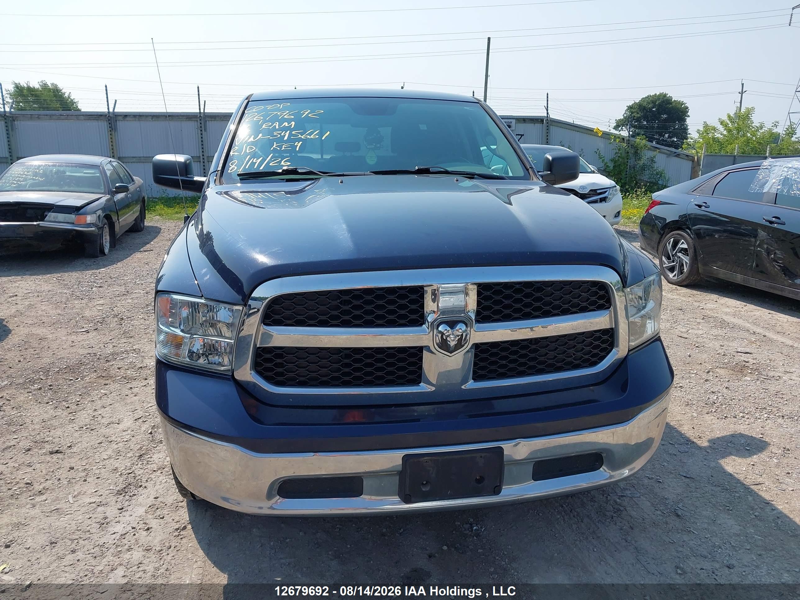 2016 RAM 1500 SLT