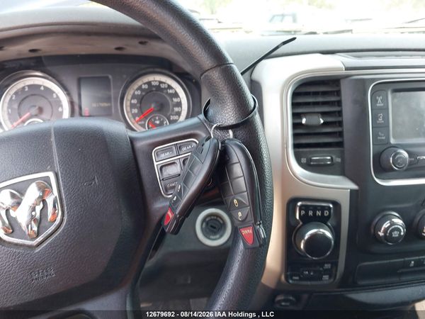 2016 RAM 1500 SLT